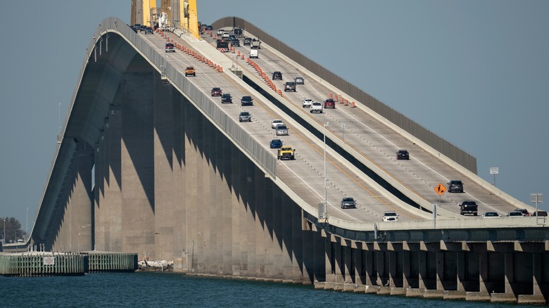 Sunshine Skyway Bridge I-275 lanes