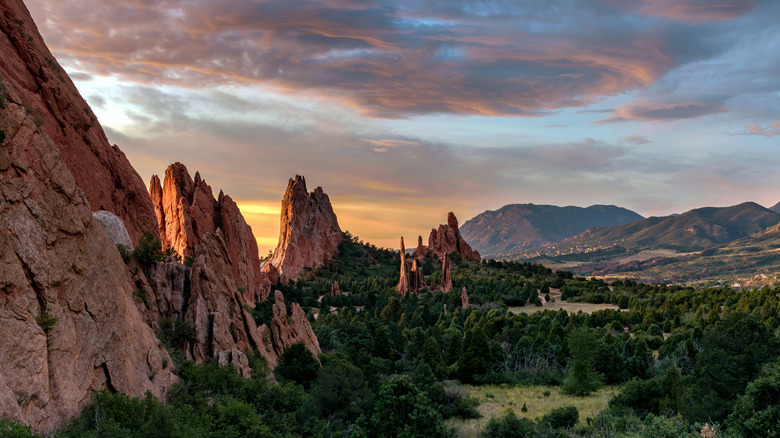 Peaks at Garden of the Gods