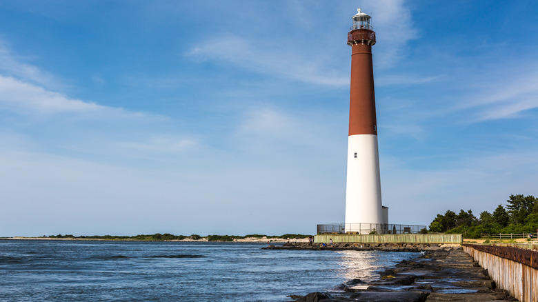 Full view of Barnegat Lighthouse