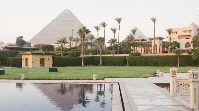 A One-of-a-Kind Luxury Hotel in Cairo Provides Unparalleled Views of the Pyramids