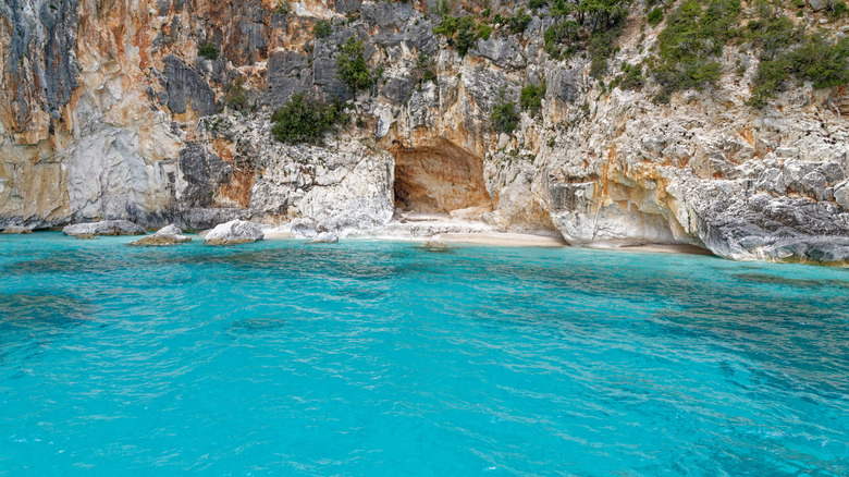 Italy's Series of Pristine Pools Encircled by Cliffs: A Hidden Paradise of Pure Tranquility