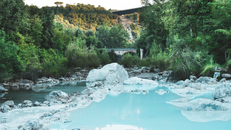Hidden Natural Hot Springs in Tuscany's Heart Provide a Perfect Escape from Tourist Crowds