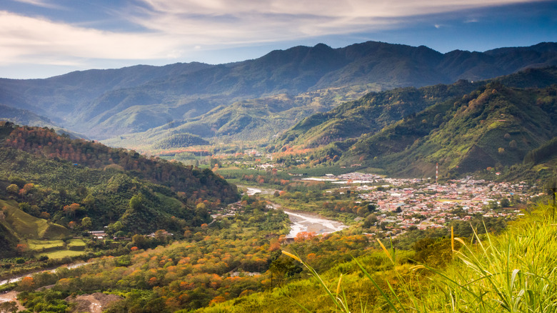 Central America's Newest Long Trail: An Epic Sea-to-Sea Journey Through Coffee Plantations and Cloud Forests