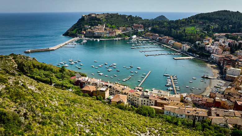 Discover a Secluded Peninsula Retreat with Hidden Beaches and Cliffside Villas Along Italy's Coastline