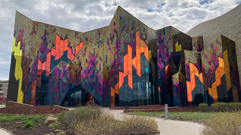 Discover This Hidden Gem: Kansas City Combines Artsy Charm, Outdoor Adventures, and Urban Amenities