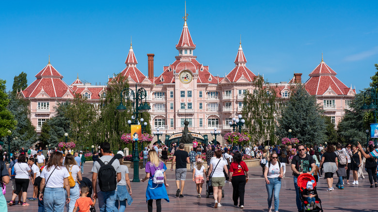 Surprising Aspects of Disneyland Paris That Will Catch Americans' Attention