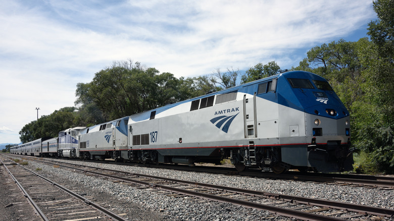 Explore North Carolina's Hidden Craft Beer Ale Trail with This Scenic Train Ride