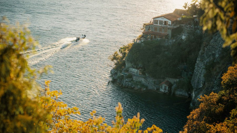 Guatemala's 'Most Enchanting Hotel' Is a Stunning Retreat on a Picturesque Lakeside Cliff