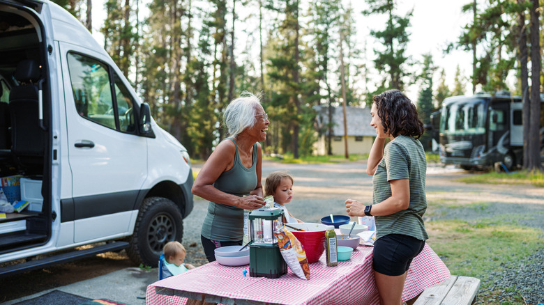 The Unwritten Rule of RV Camping: Maintaining Friendly Atmospheres and Tranquil Vacations