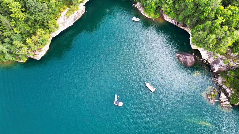 West Virginia's Hidden Gem: The 'Little Bahamas of the East' Offers Pristine Snorkeling
