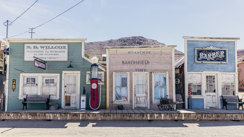 Discover This Hidden Gem Along California's Highway 395 Serving Classic Phosphate Sodas