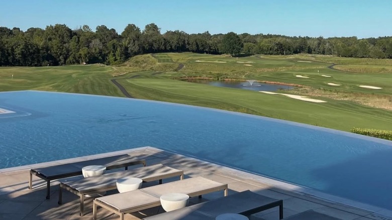 Virginia's Sophisticated Hotel Brings the English Countryside to You with Gardens, Golf, and Serene Trails