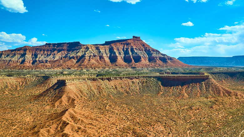 A Complimentary Campsite atop a Mesa Near Zion National Park with Expansive Red Rock Views