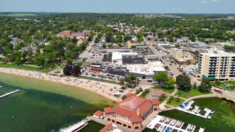 Wisconsin's Stunning Summer Escape: A Lakeside City with Boutiques, Beautiful Beaches, and Fine Dining