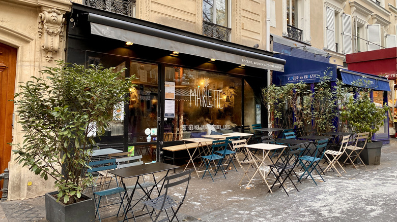 This Trendy Paris Neighborhood Boasts Abundant Eco-Friendly Hotels, Boutiques, Eateries, and Bakeries