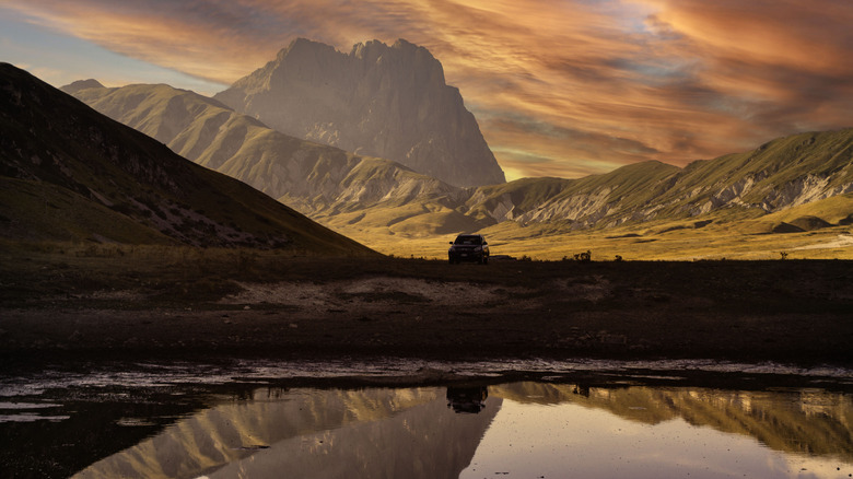 Italy's 'Little Tibet' Captivates with Moonlike Scenery, Grazing Sheep, and Cinematic Solitude