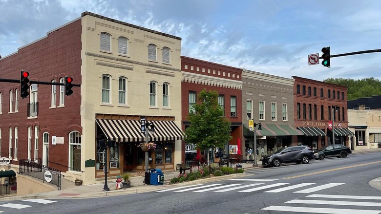 The "Friendliest Town in the South" Is a Charming North Carolina Gem with Shops and Scenic Mountain Views