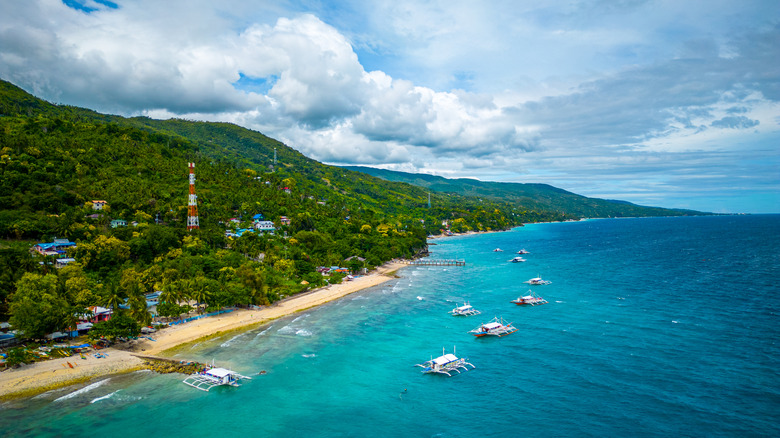 Discover the Philippines' Breathtaking Destination with Amazing Beaches and Waterfalls
