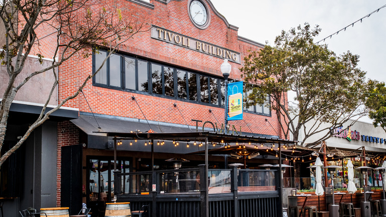 Silicon Valley's Hidden Gem: A Walkable Urban Wine Trail of Charming Family-Owned Wineries
