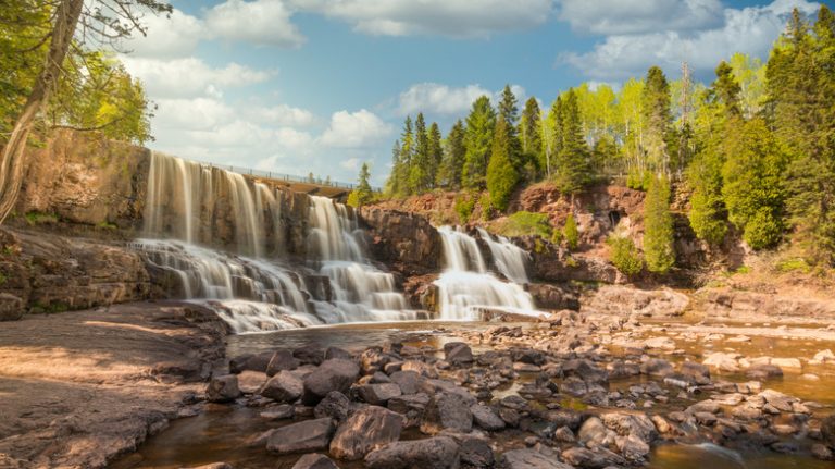 Explore Unique Accommodations, Quaint Coffee Shops, and Lakeside Adventures in This Minnesota City