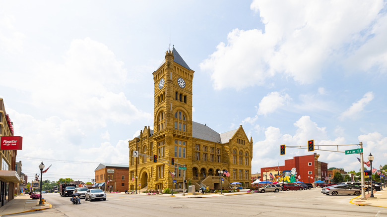 Discover Indiana's Charming 'Parlor City': A Walkable Gem Blending Small-Town Warmth with Historic Elegance