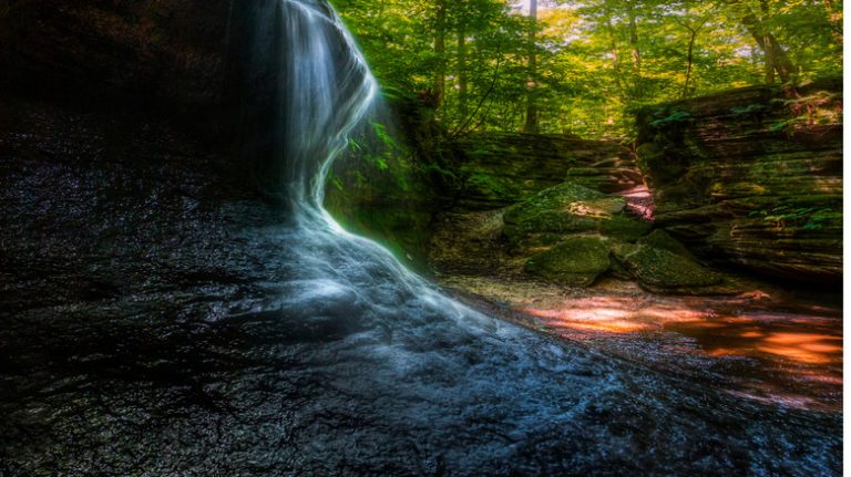 Ohio Unveils New Glass-Bottom Bridge With Stunning Waterfall Views