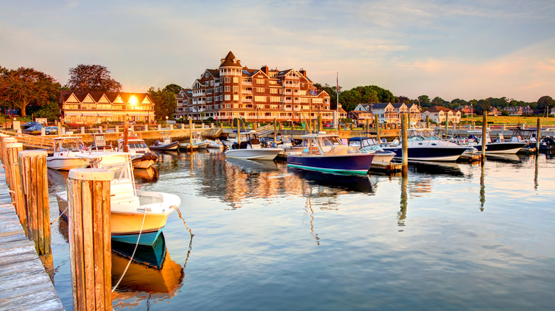 Rhode Island's Coastal Gem: An Artistic Haven Filled with Parks and Acclaimed Restaurants