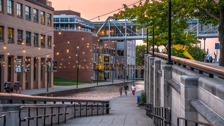 Explore One of Indianapolis' Top Neighborhoods: An Artsy Gem with Retro Bowling Alleys and Vibrant Taco Joints