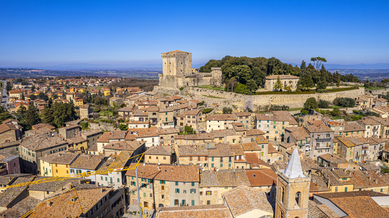 This Timeless Italian Hill Town Is Enveloped by Tuscan Vineyards, Hot Springs, and Stunning Countryside
