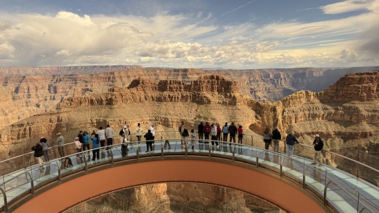 Explore America's National Parks with Purpose: Sustainable 'Active-Ism' Tours