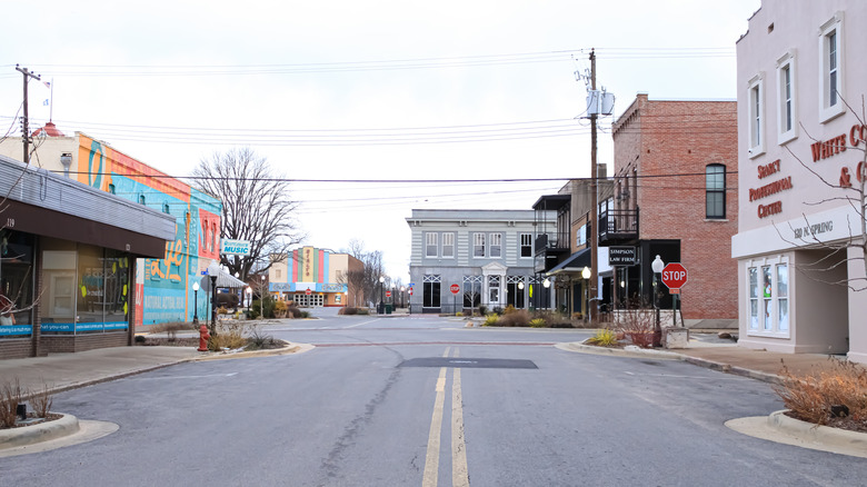 Explore This Affordable Arkansas City: Home to a Respected College, a Vibrant Arts Scene, and Rich History