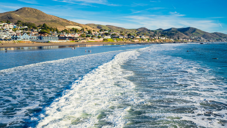 California's 'Hidden Gem': A Charming Beach Town with Shops and Coastal Appeal