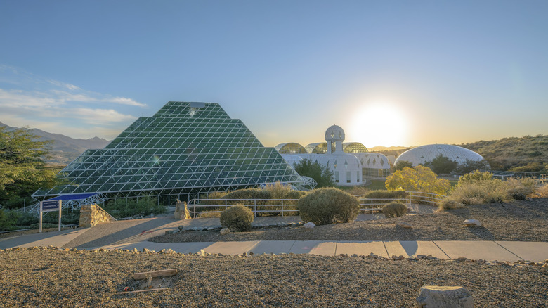 Arizona's Unique Biosphere Attraction: The World's Largest Earth Science Experiment Near Tucson