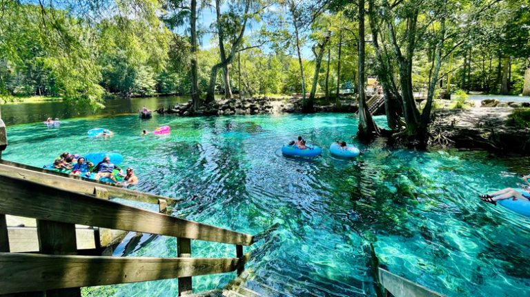 Florida's Secret Campground: A Water Enthusiast's Paradise with Stunning Springs and Enchanting Caverns
