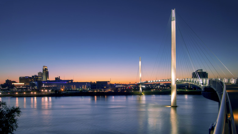 Iowa's Hidden Gem: A City Where Vibrant Casinos Meet Scenic Trails, Riverfront Parks, and Outdoor Adventures