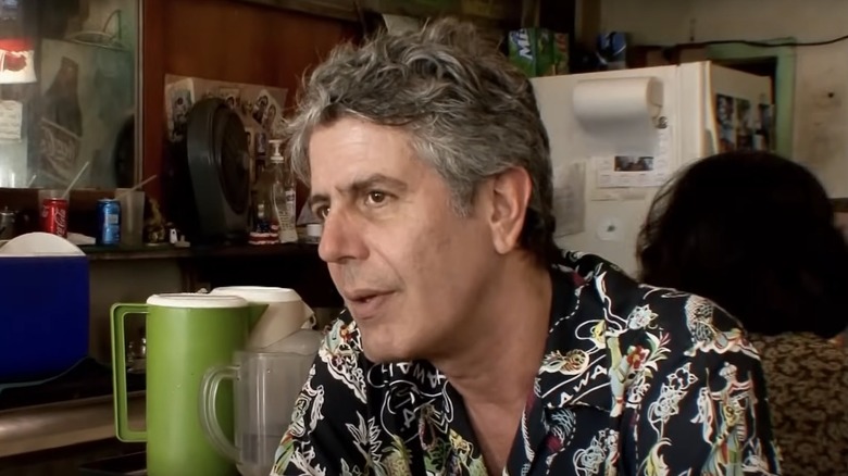 Explore Hawaii Like Anthony Bourdain: A Culinary Adventure Eating Like a Local