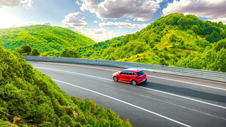 The Optimal Timing for Booking a Car Rental in Europe for the Lowest Price, According to Rick Steves