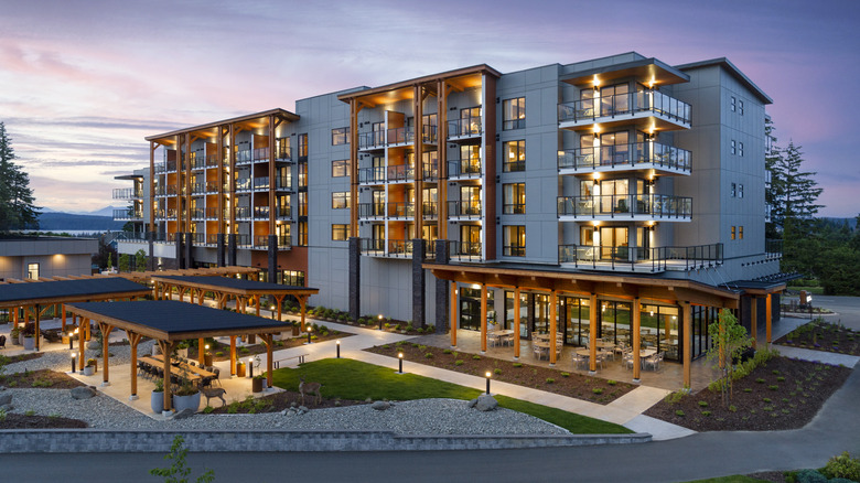 This Sophisticated Vancouver Island Resort Lies at the Confluence of Forests, Mountains, and Oceans