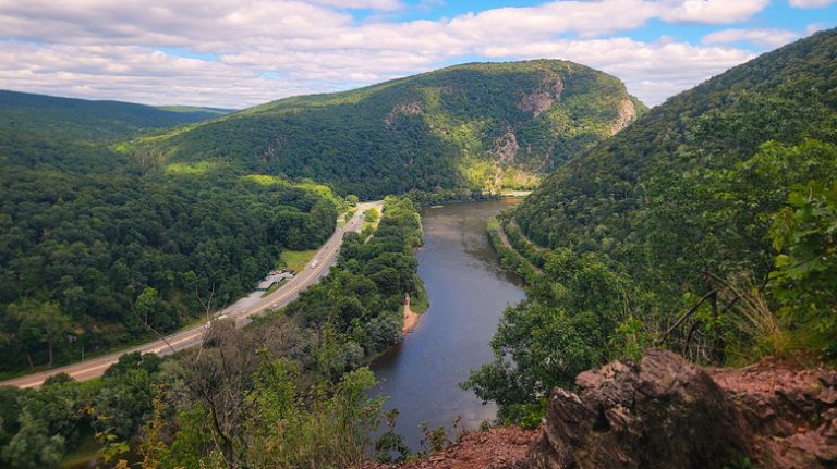 Pennsylvania's Hidden Mountain Gem Offers Stunning Waterfall Trails and Natural Beauty