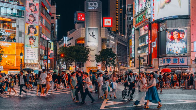 Tokyo Residents Frustrated by Tourists Overlooking Key Social Etiquette Rule